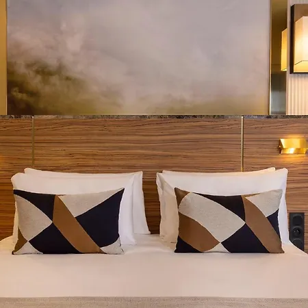 Hotel Le Rocroy 4*