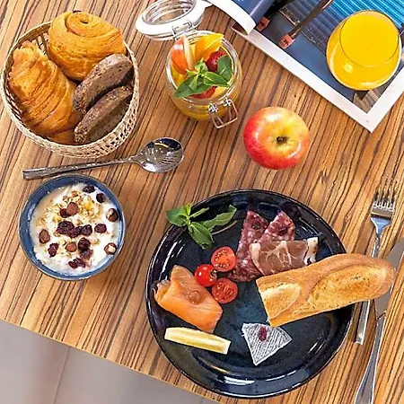 Le Rocroy Hotel Paris