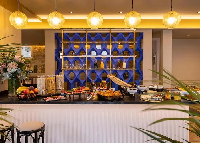 Le Rocroy Hotel Paryż