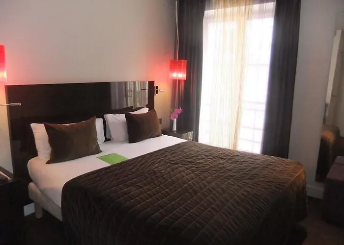 Le Rocroy Hotel Parigi