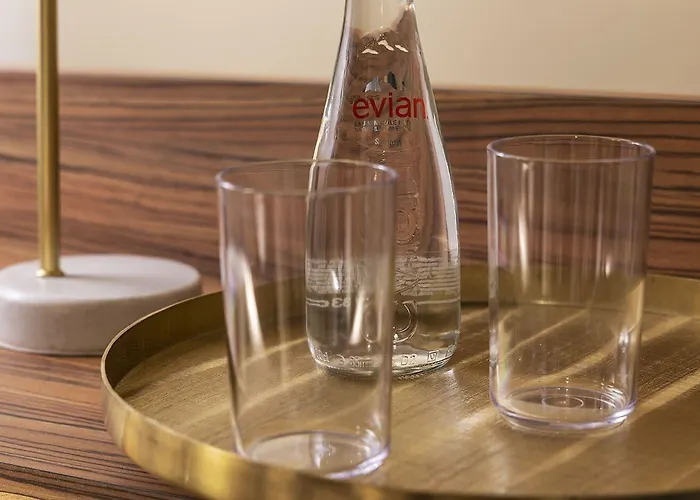 Hotel Le Rocroy Parigi