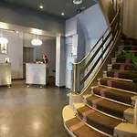 Le Rocroy 4* Paris