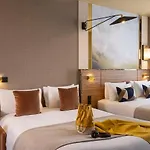 Hotel Le Rocroy 4*